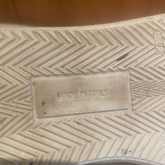 The Shoe Box Leather Star Sneaker - Picture 5 of 11